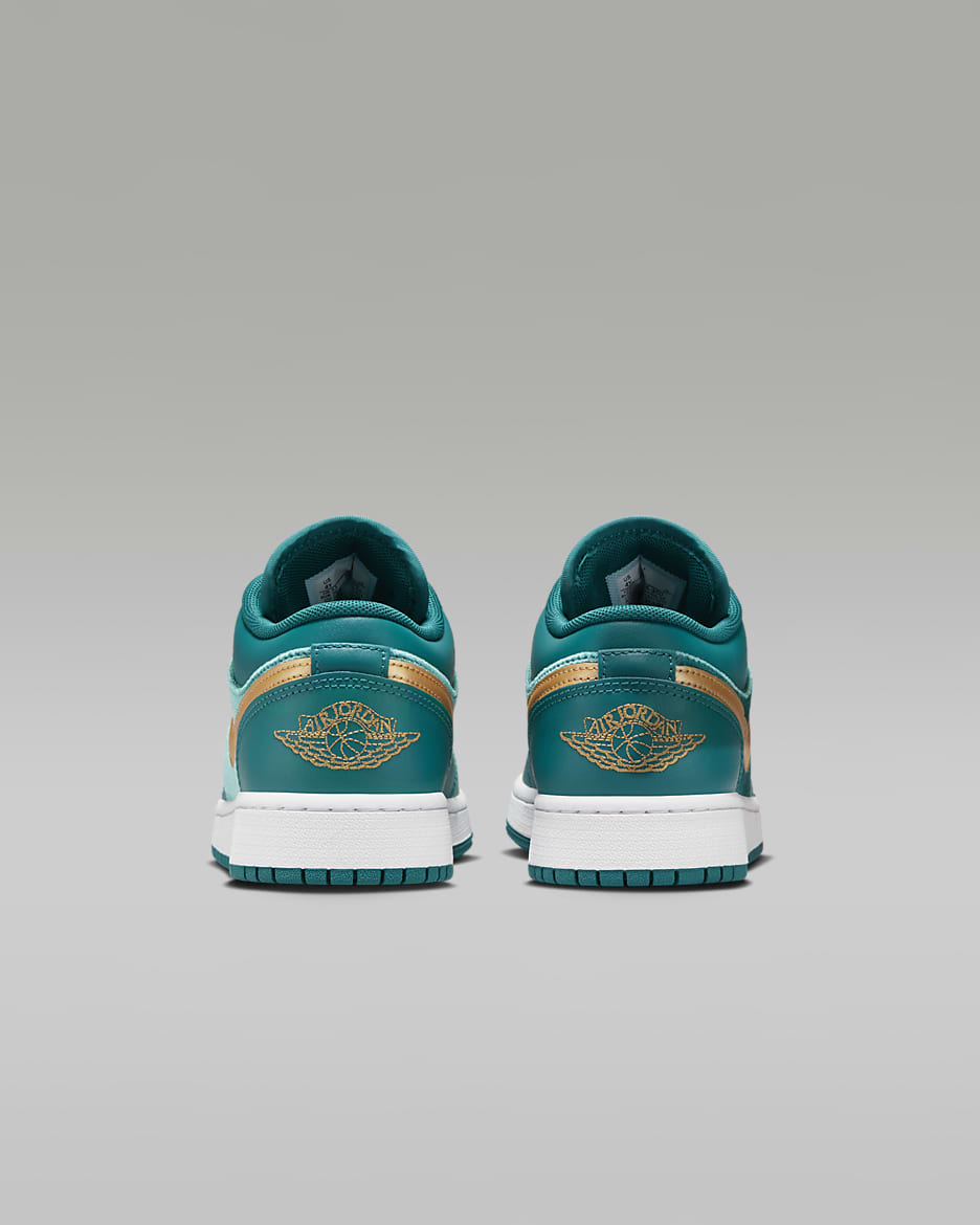 Air Jordan 1 Low SE Older Kids Shoes. Nike CA